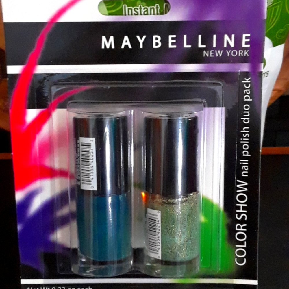 Maybelline nail duo. Teal beam